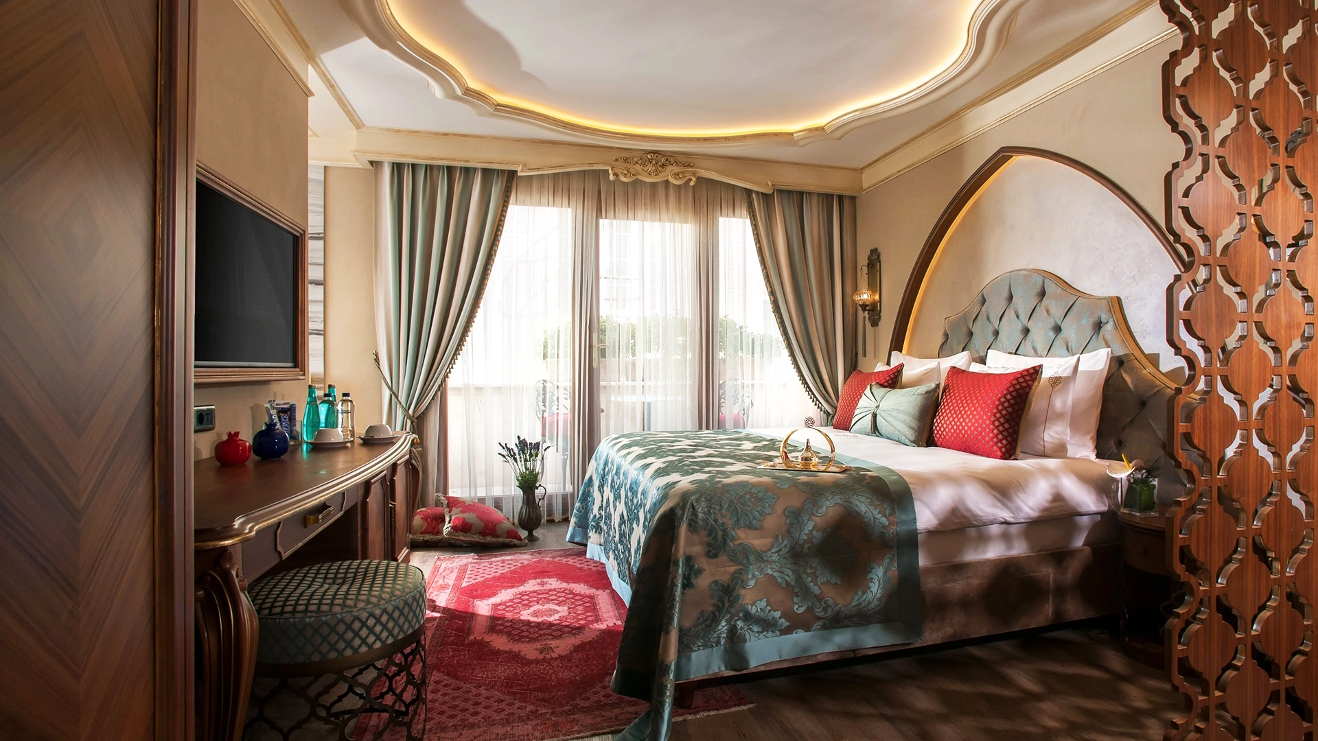 Romantic Getaway in Istanbul: Plan the Perfect Couple’s Escape