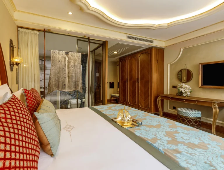 Luxury Room with Terrace
