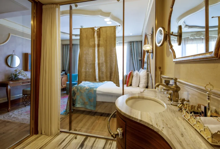 Luxury Room with Terrace