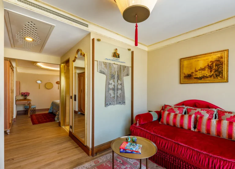 Luxury Meets History: Stay in the Heart of Sultanahmet