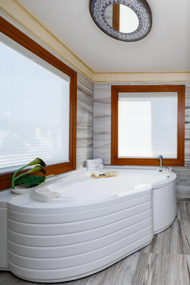 Romance Suite